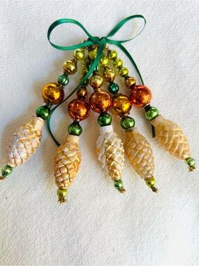 🍁mini Vintage Repurposed  Fall Halloween ornaments, Mercury Glass bead icicle